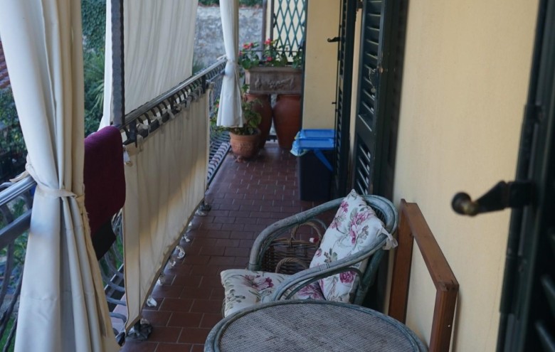 Casa semi indipendente in vendita a Carrara