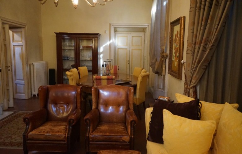 Casa semi indipendente in vendita a Carrara