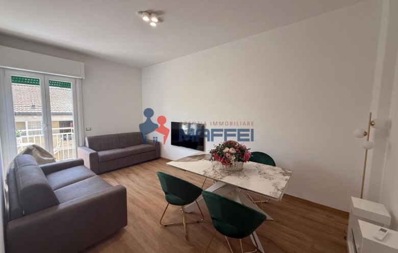 Appartamento in vendita a Viareggio