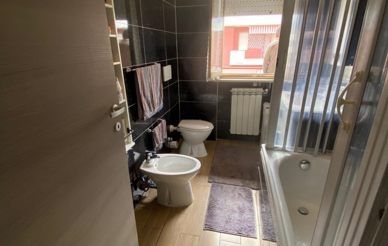 Appartamento in affitto a Carrara