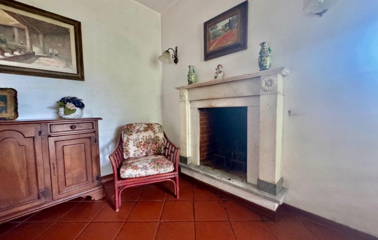 Bifamiliare in vendita a Montignoso