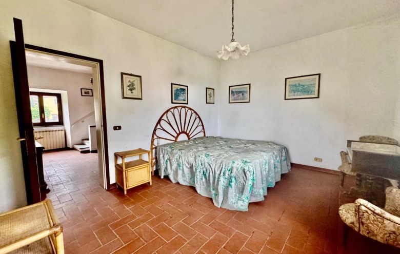 Bifamiliare in vendita a Montignoso