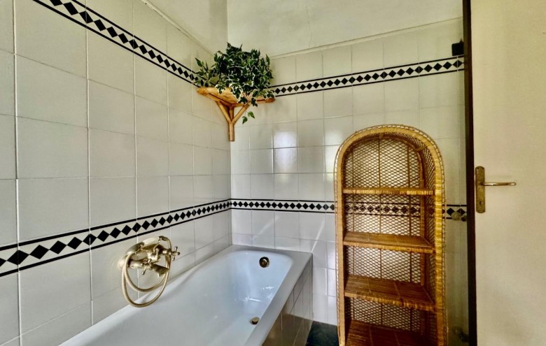 Bifamiliare in vendita a Montignoso