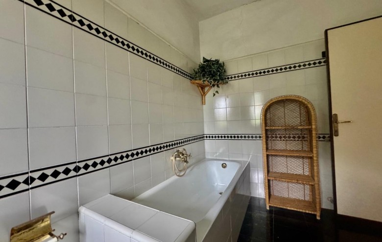 Bifamiliare in vendita a Montignoso