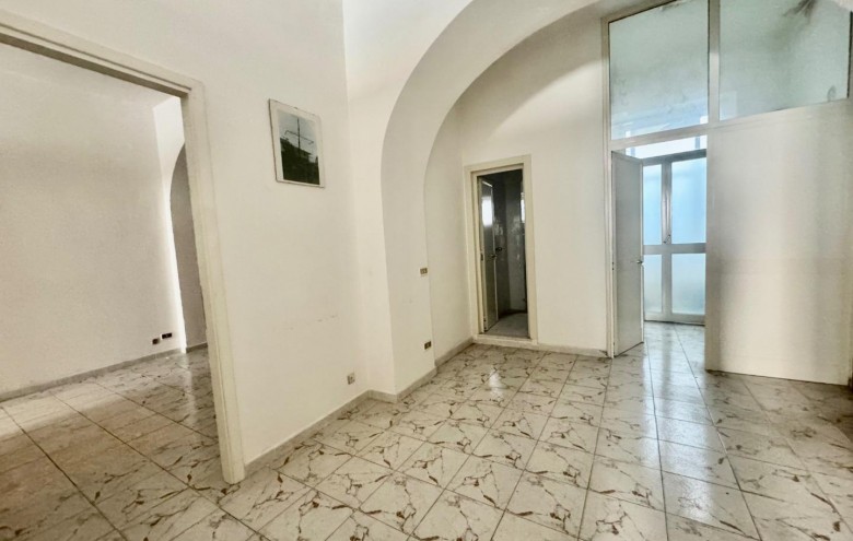 Appartamento in vendita a Massa