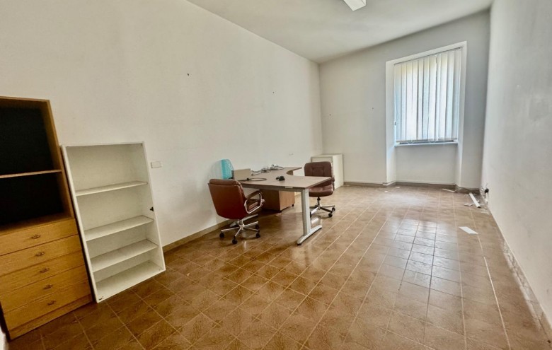 Appartamento in vendita a Massa