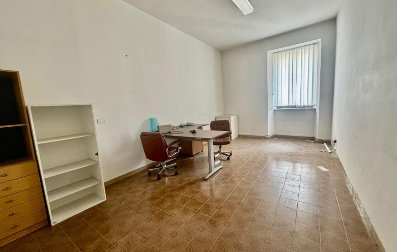 Appartamento in vendita a Massa