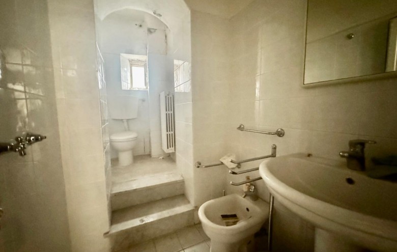 Appartamento in vendita a Massa