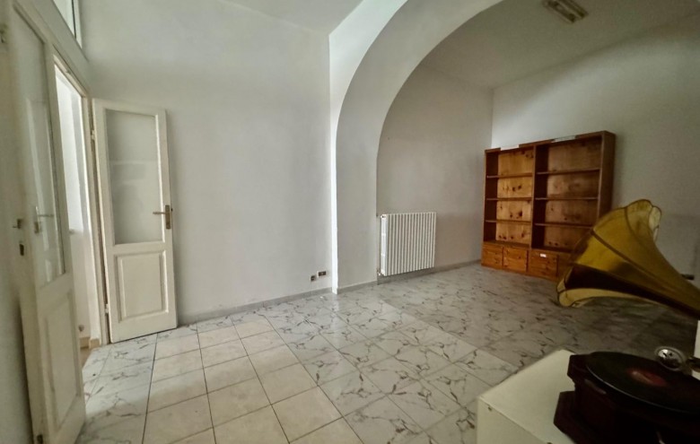 Appartamento in vendita a Massa