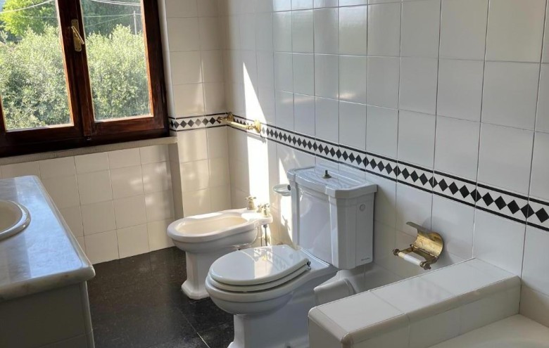 Casa semi indipendente in vendita a Montignoso