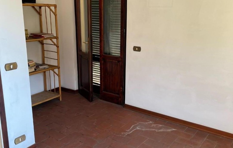 Casa semi indipendente in vendita a Montignoso