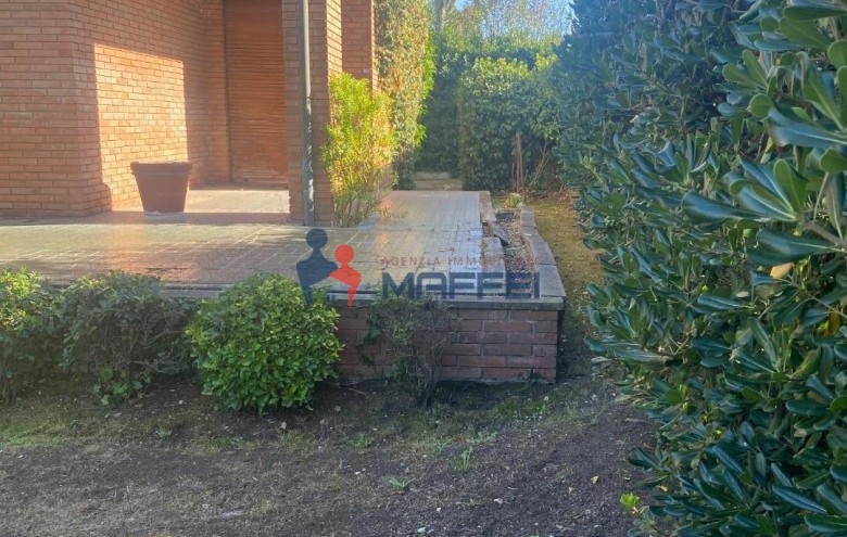 Villa singola in vendita a Viareggio