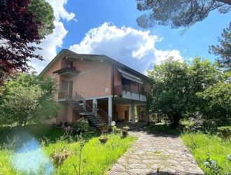 Villa singola in vendita a Massa