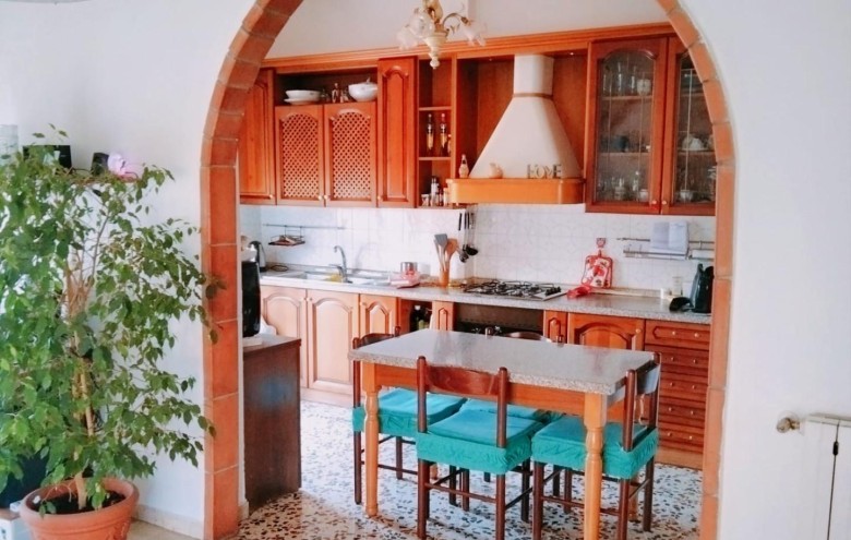 Appartamento in vendita a Massa