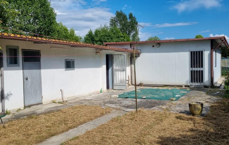 Villa singola in vendita a Massa