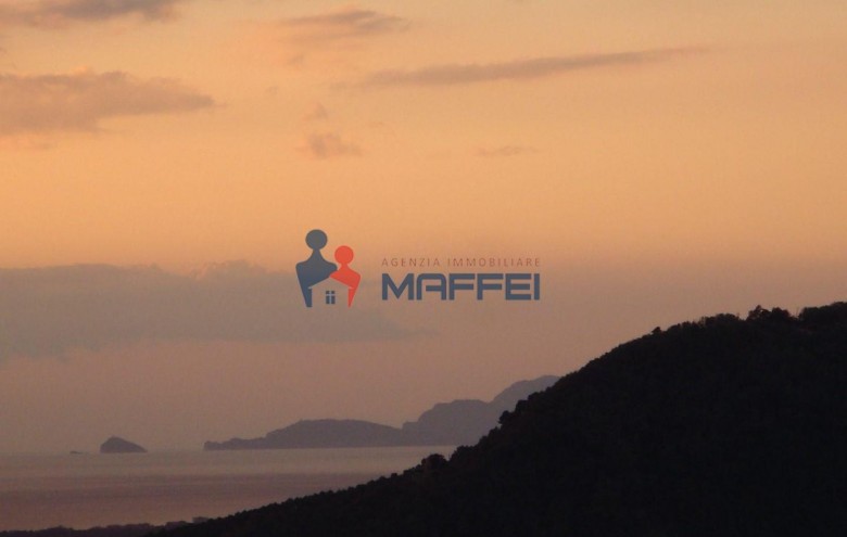 Rustico in vendita a Massarosa