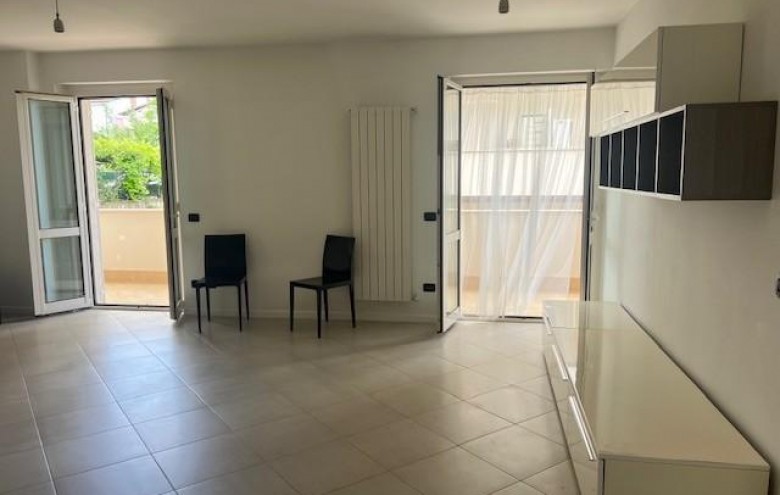 Appartamento in vendita a Massa