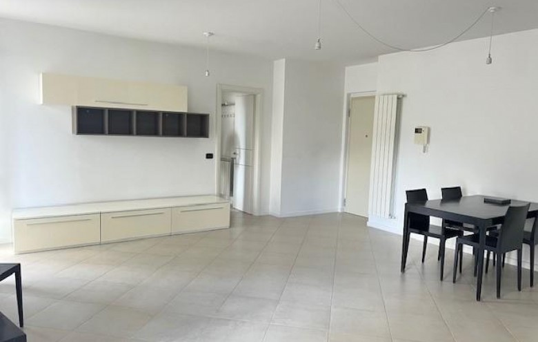 Appartamento in vendita a Massa