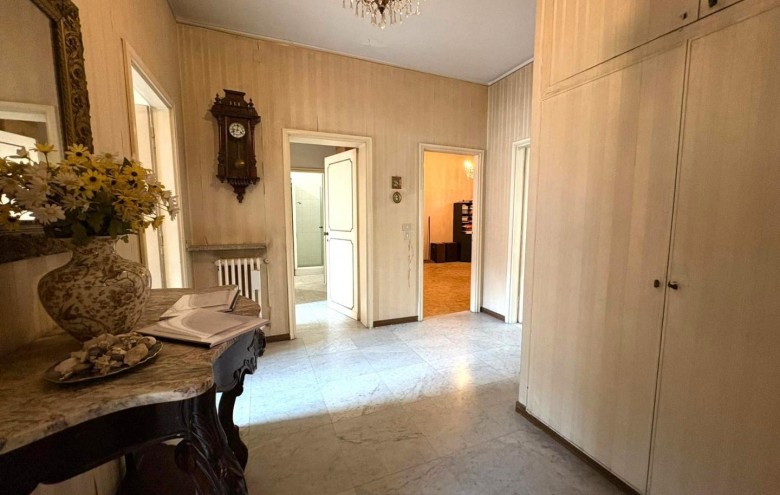 Appartamento in vendita a Massa