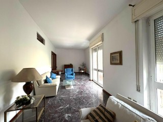 Appartamento in vendita a Massa