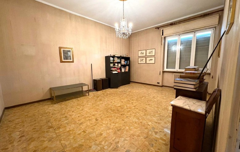 Appartamento in vendita a Massa