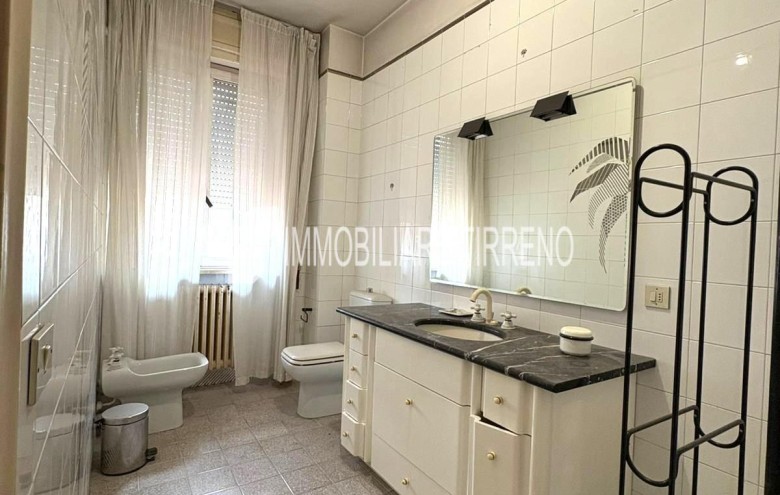 Appartamento in vendita a Massa