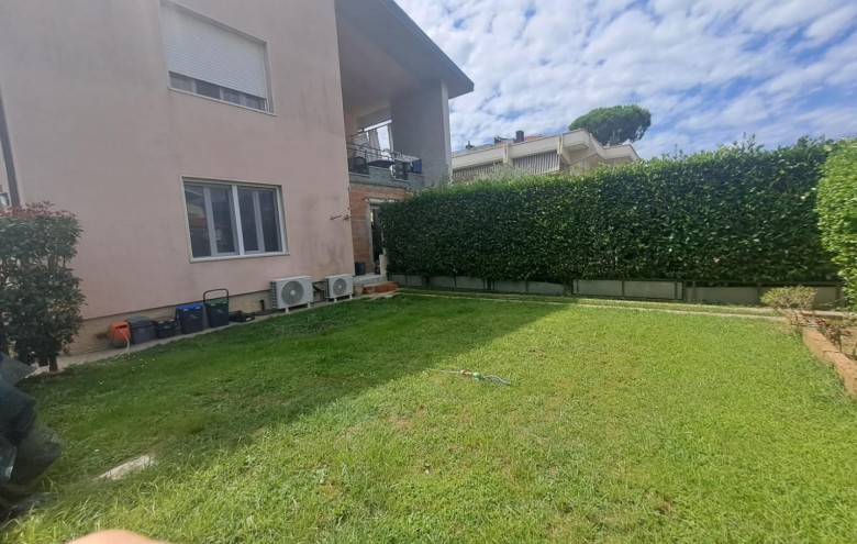 Appartamento in vendita a Massa