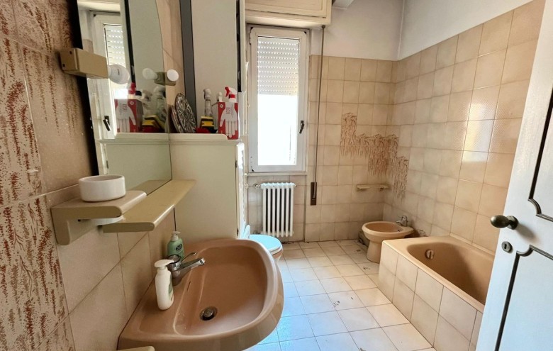 Appartamento in vendita a Massa