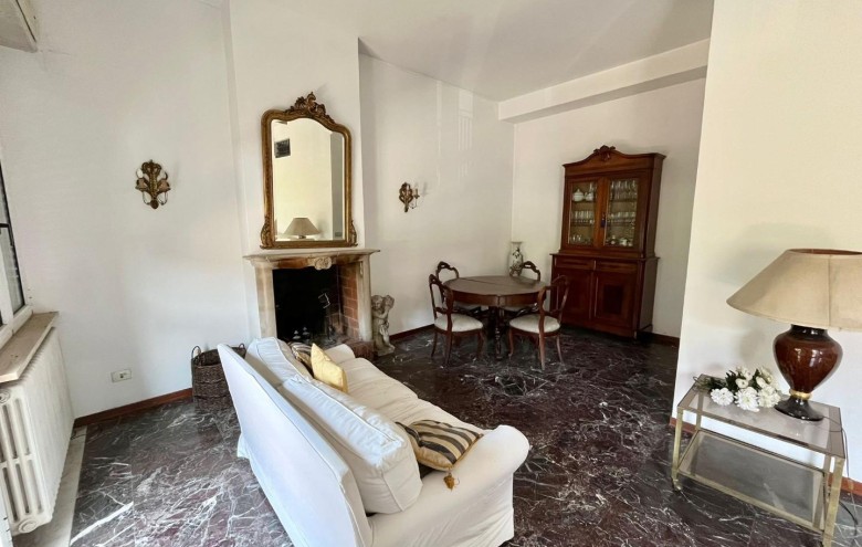 Appartamento in vendita a Massa