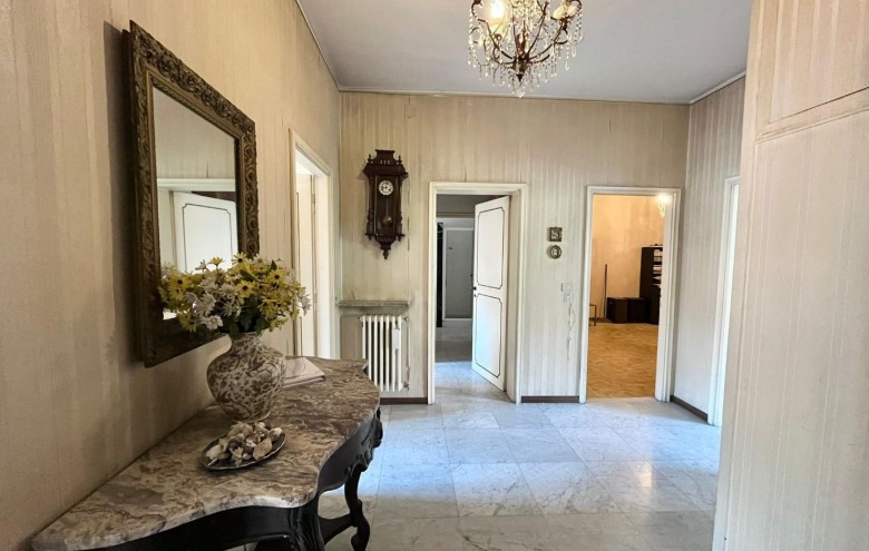 Appartamento in vendita a Massa