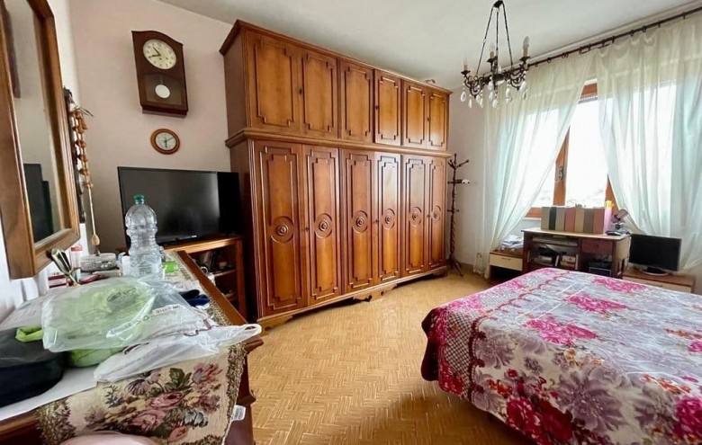 Bifamiliare in vendita a Massa