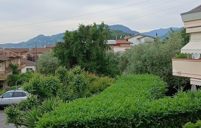 Appartamento in vendita a Massa