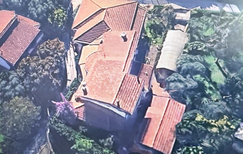 Bifamiliare in vendita a Massa