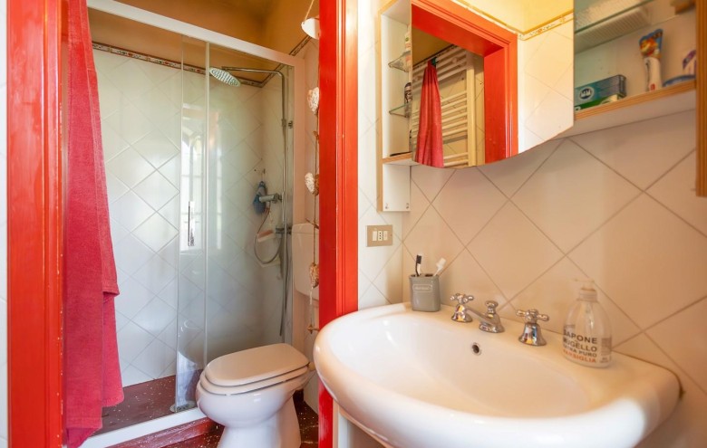 Villa singola in vendita a Massa