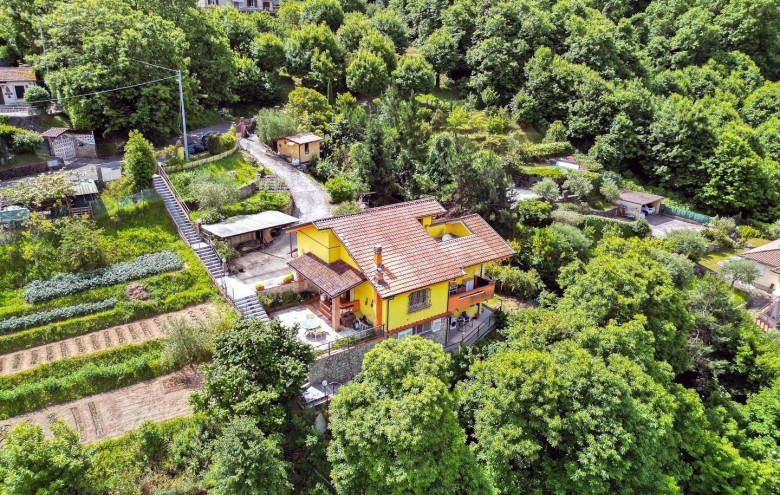 Villa singola in vendita a Massa