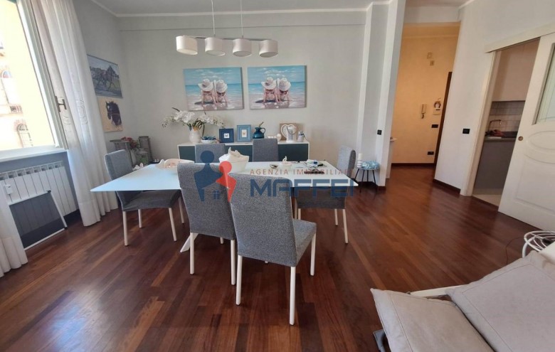 Appartamento in vendita a Viareggio