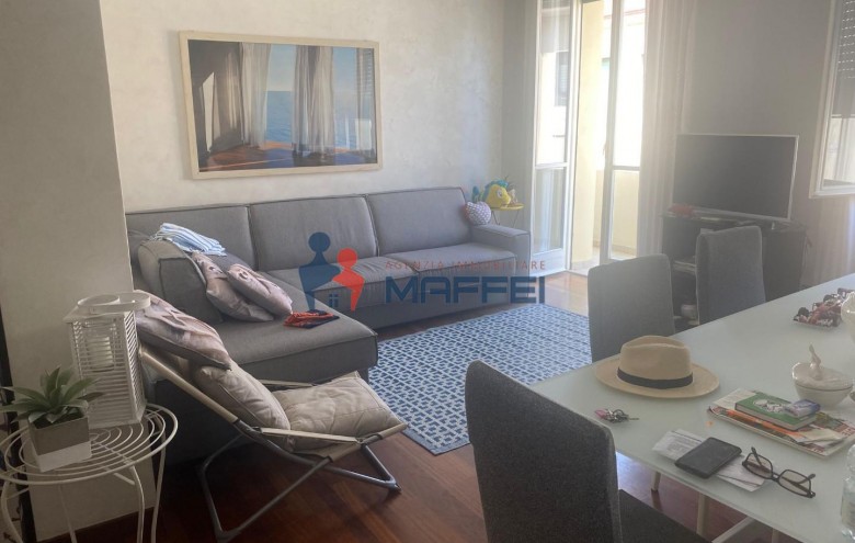 Appartamento in vendita a Viareggio
