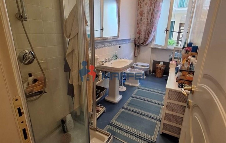 Appartamento in vendita a Viareggio