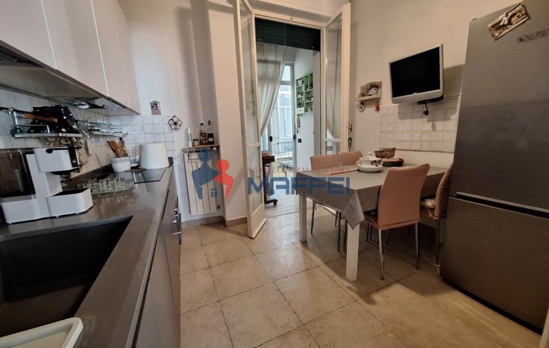 Appartamento in vendita a Viareggio