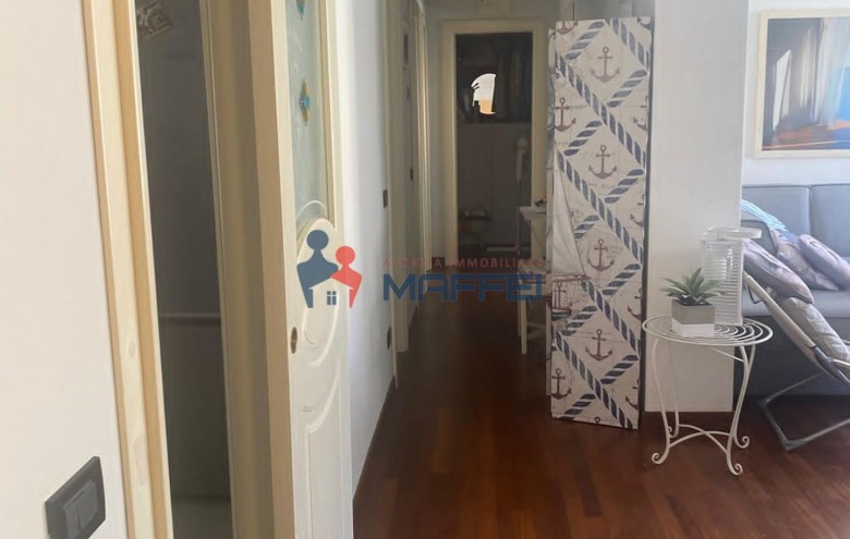 Appartamento in vendita a Viareggio