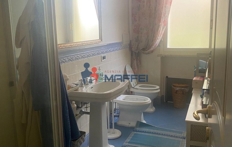 Appartamento in vendita a Viareggio