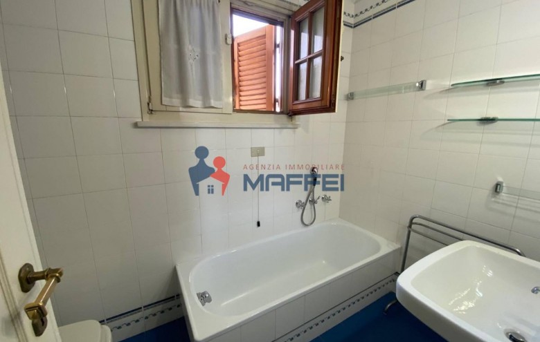 Appartamento in vendita a Viareggio