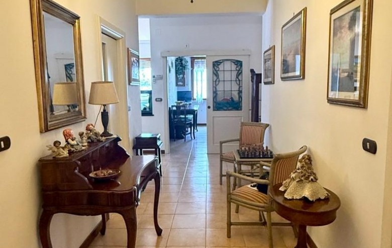 Appartamento in vendita a Massa