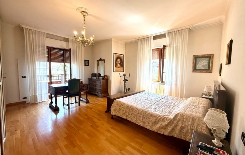 Appartamento in vendita a Massa