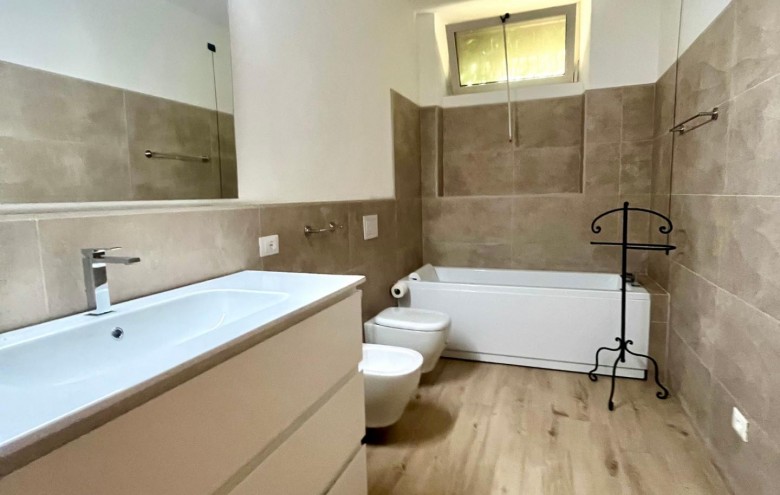 Appartamento in vendita a Massa