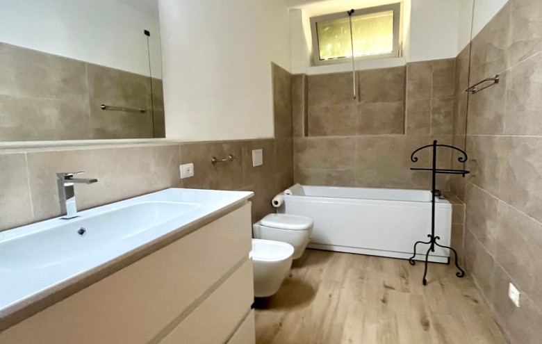 Appartamento in vendita a Massa