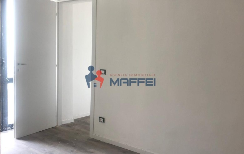 Attività Commerciale in vendita a Viareggio