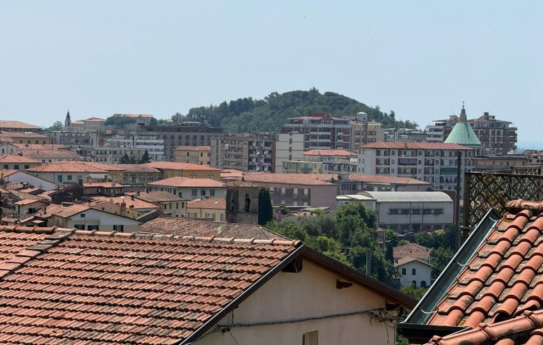 Appartamento in vendita a Massa