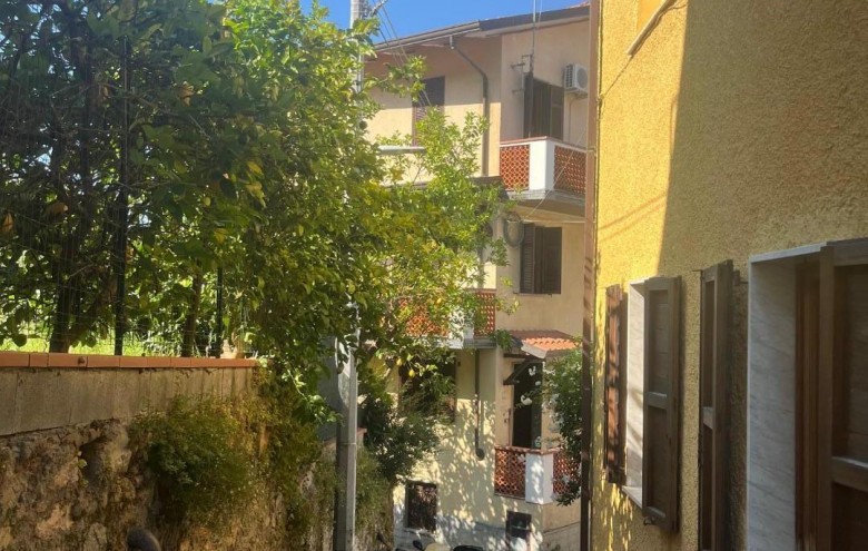 Terratetto in vendita a Massa