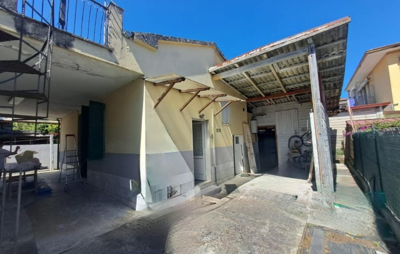 Villa singola in vendita a Massa